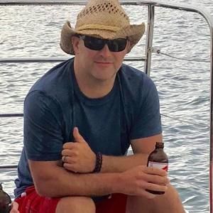 Meet your Posher, Chris